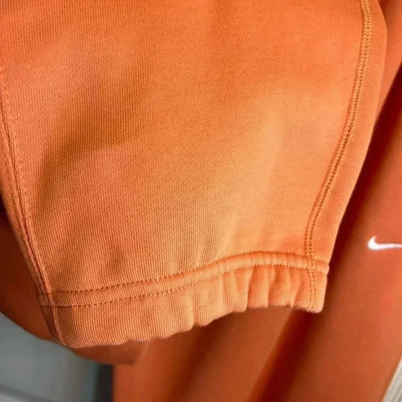 🧡”Nike” NWT Men’s Solo Swoosh Fleece Joggers w/ Zip Pockets and Drawstring Waist - Picture 5 of 16
